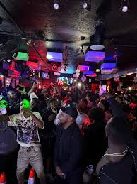Crocker Bar