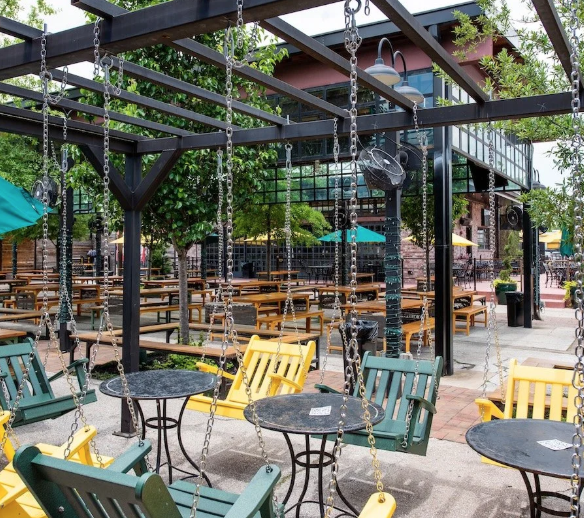 JR's Bar & Grill